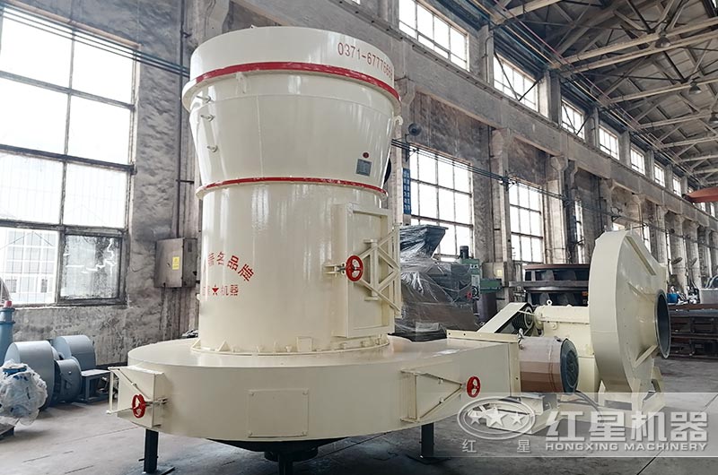 大型雷蒙磨粉機車間實拍 大型雷蒙磨粉機車間實拍