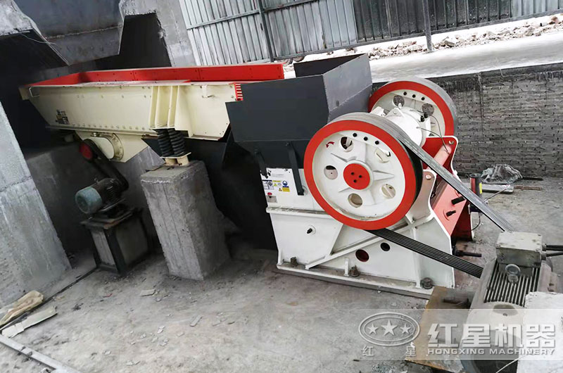 鄂破機(jī)工作現(xiàn)場實(shí)拍圖 鄂破機(jī)工作現(xiàn)場實(shí)拍圖