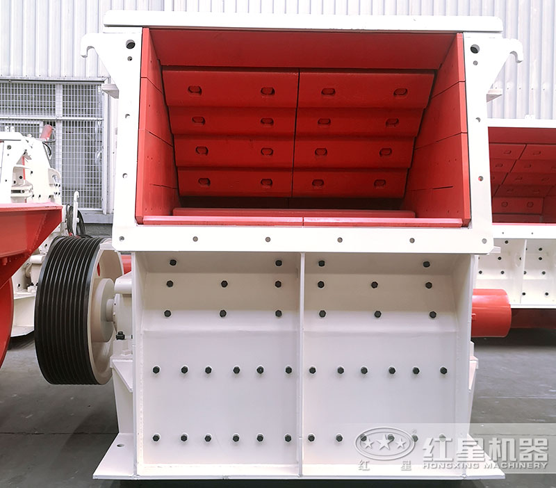 搭配反擊破碎機(jī) 搭配反擊破碎機(jī)