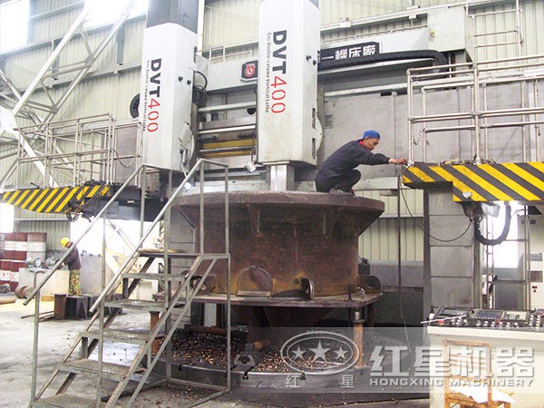 紅星圓錐破碎機制造車間 紅星圓錐破碎機制造車間