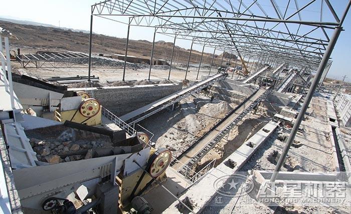 大型石料生產(chǎn)線現(xiàn)場 大型石料生產(chǎn)線現(xiàn)場
