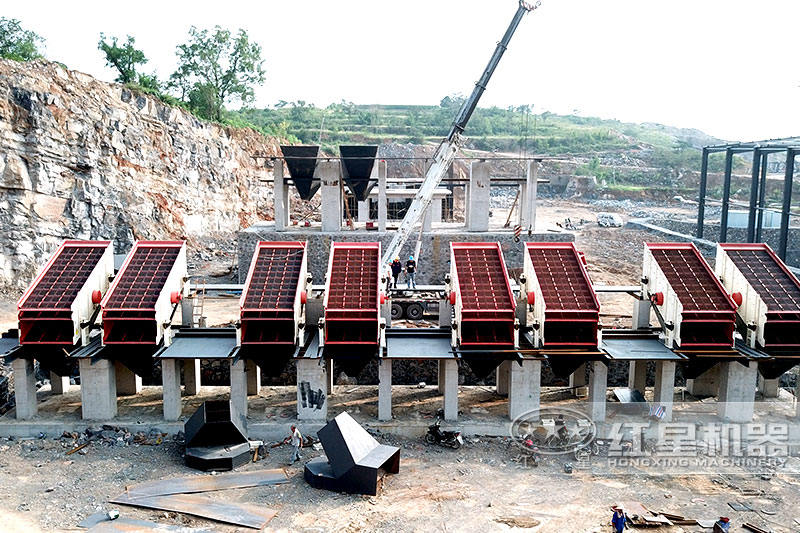 石頭破碎機(jī)安裝現(xiàn)場