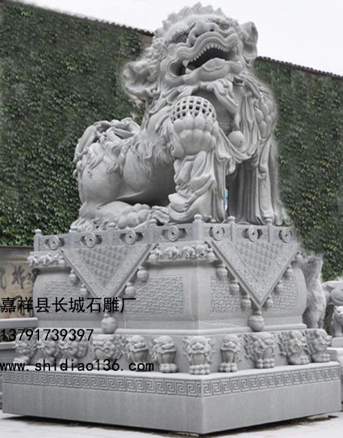 南方獅子造型，綉球獅