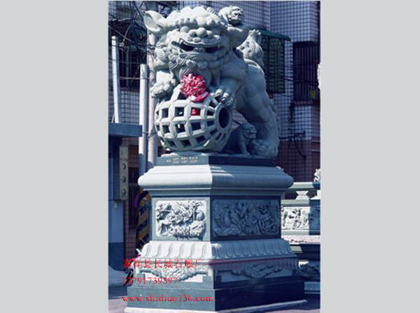 石雕獅子