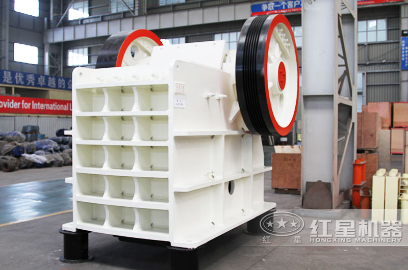 每小時(shí)500噸大型破碎機(jī)多少錢一臺？