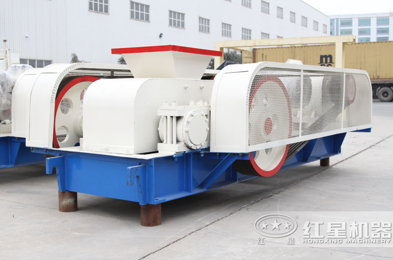 對(duì)輥式破碎機(jī)，運(yùn)行穩(wěn)定可靠